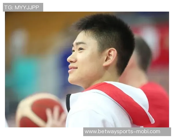 媒体人指出赵维伦需在身体对抗与防守方面进行针对性提升 媒体人指出赵维伦需在身体对抗与防守方面进行针对性提升