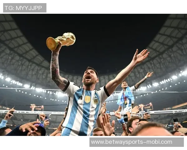 梅西庆祝世界杯夺冠三周年分享捧杯瞬间感慨时光飞逝